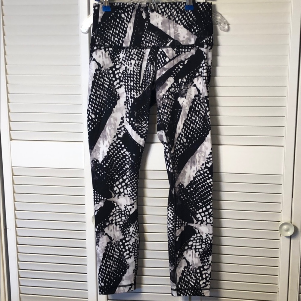 Wunder Under leggings!